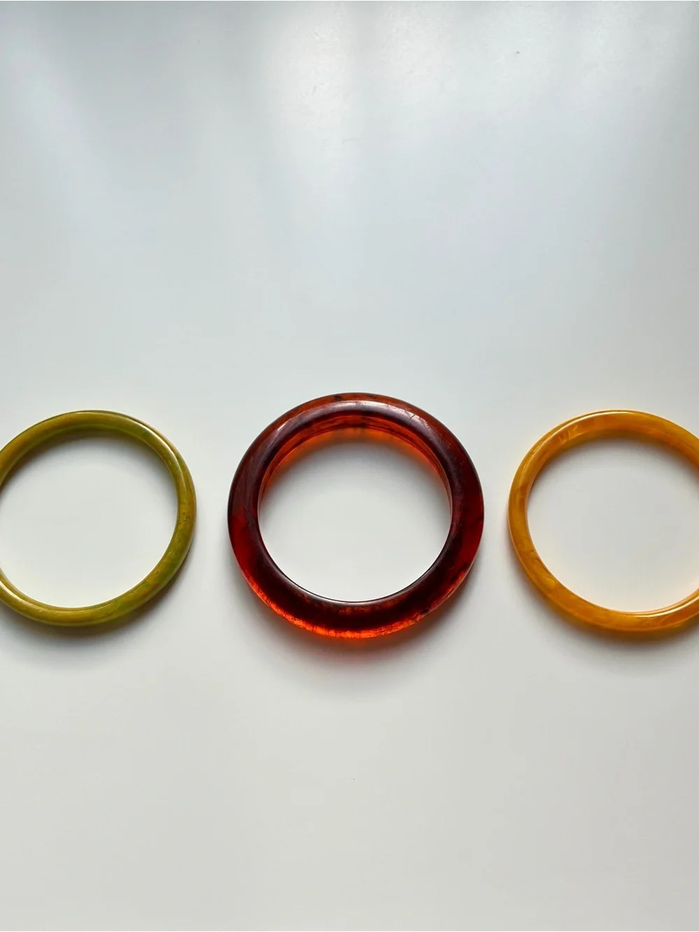 Vintage Swirled Bakelite Bangle Bracelet Stack – Tri-Color Trio Set